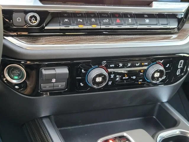 2025 Chevrolet Silverado 1500 LT - Photo 25