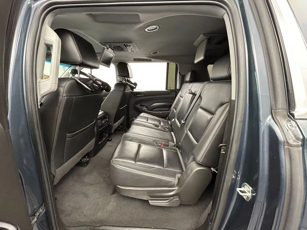 Used 2020 Shadow Gray Metallic Chevrolet LT image 36