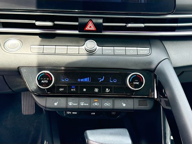 Used 2025 Red Hyundai SEL Convenience image 15