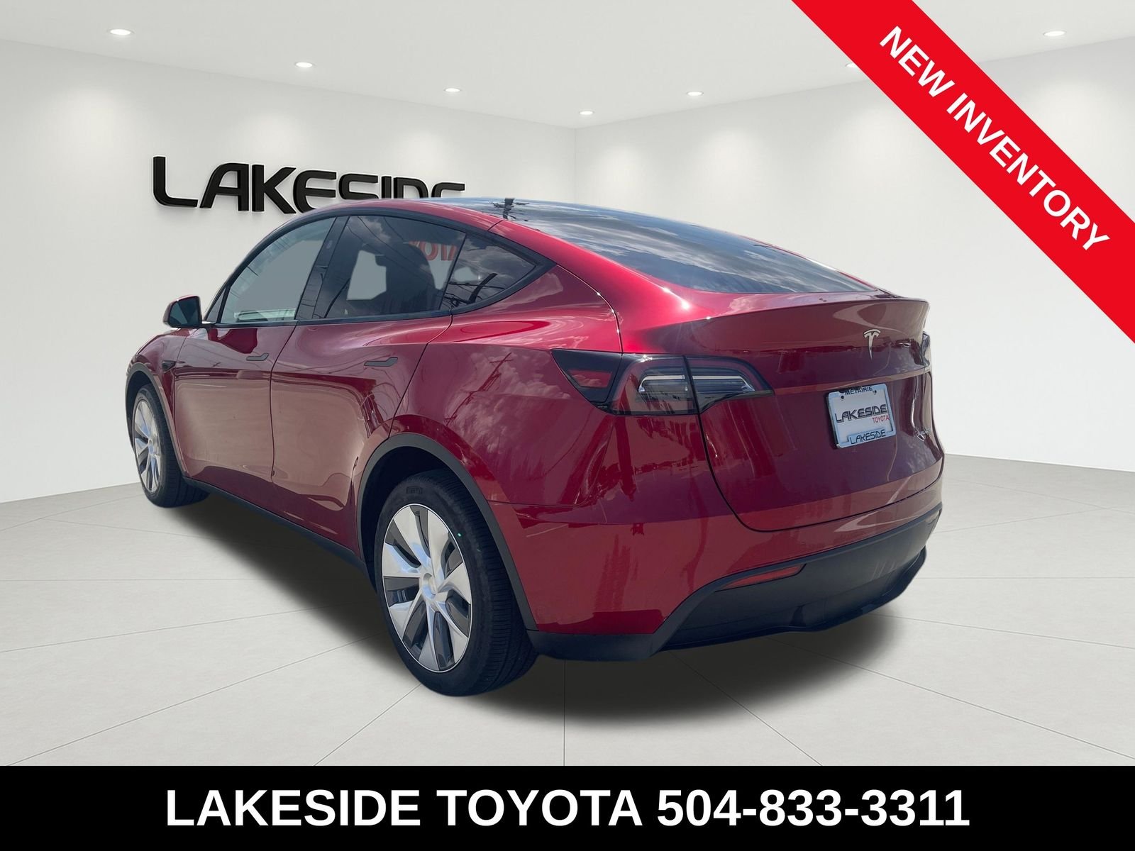 Used 2024  Tesla Long Range image 3