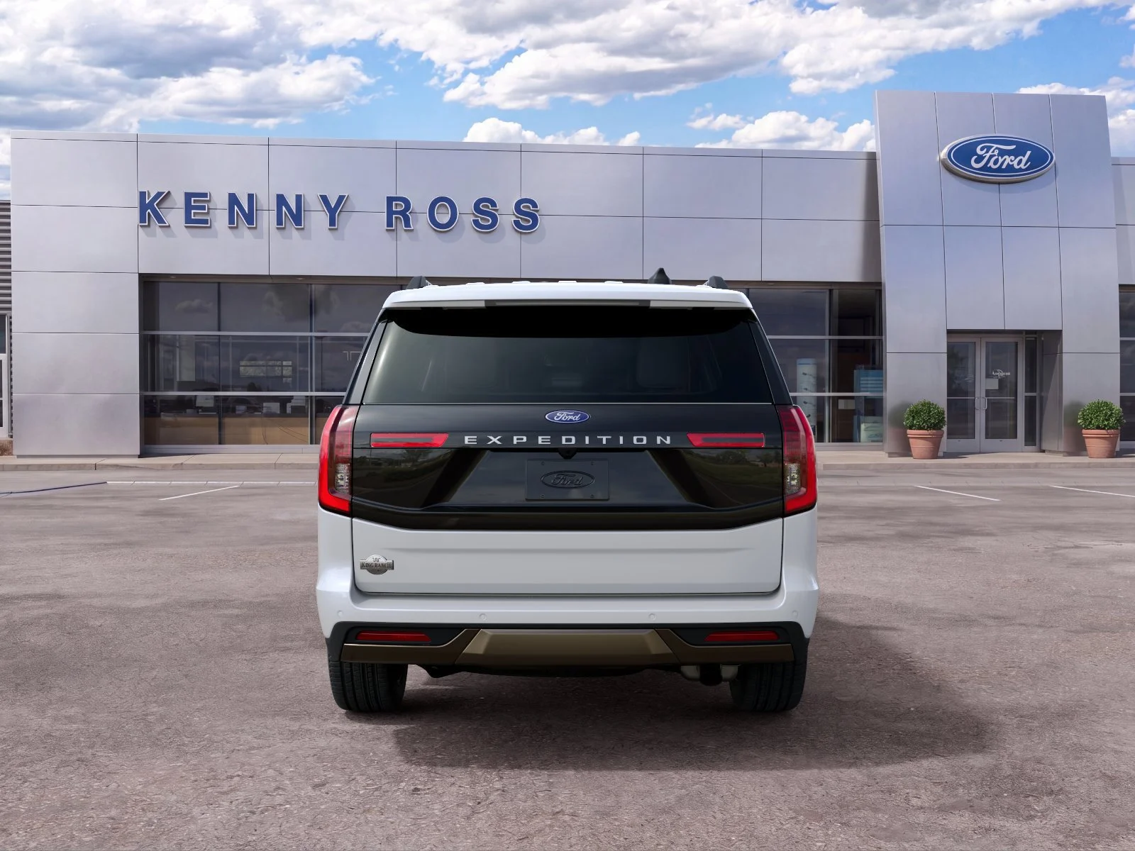 New 2027 Star White Metallic Tri-Coat Ford King Ranch® image 5