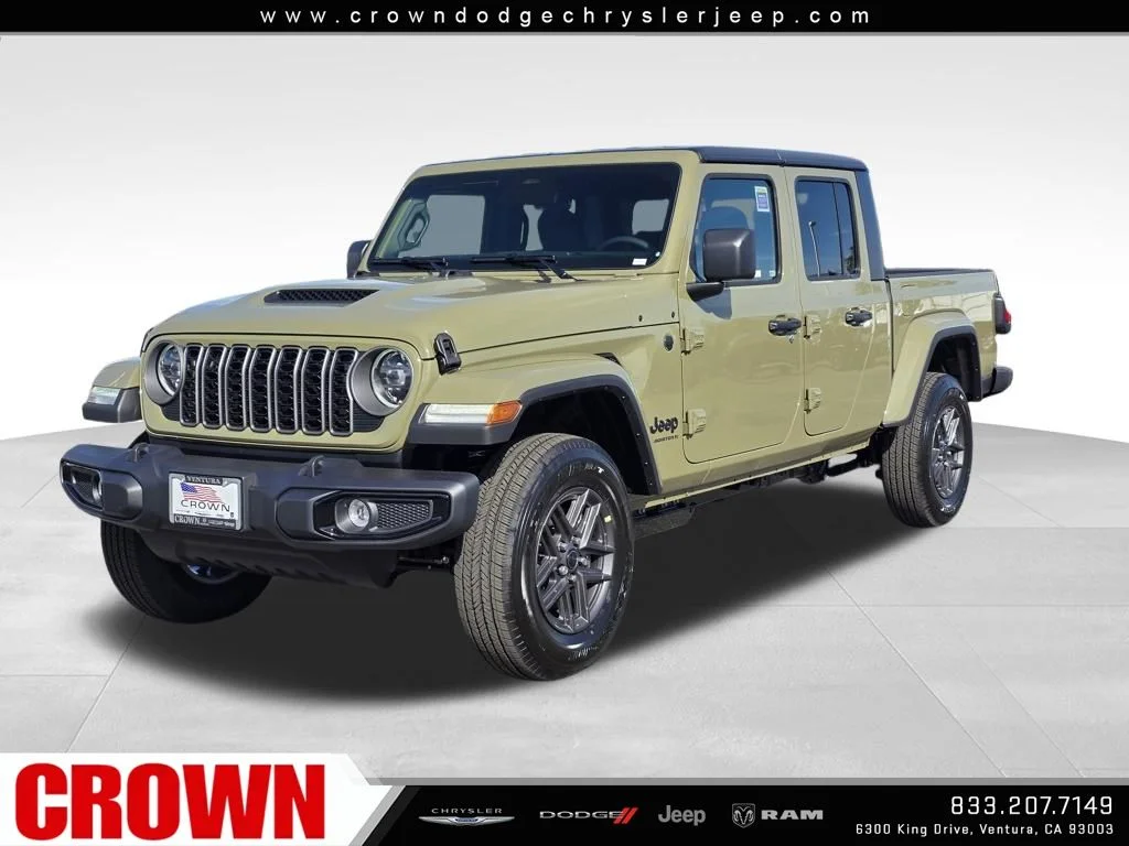 2026 Jeep Gladiator Sport S Auto's photo