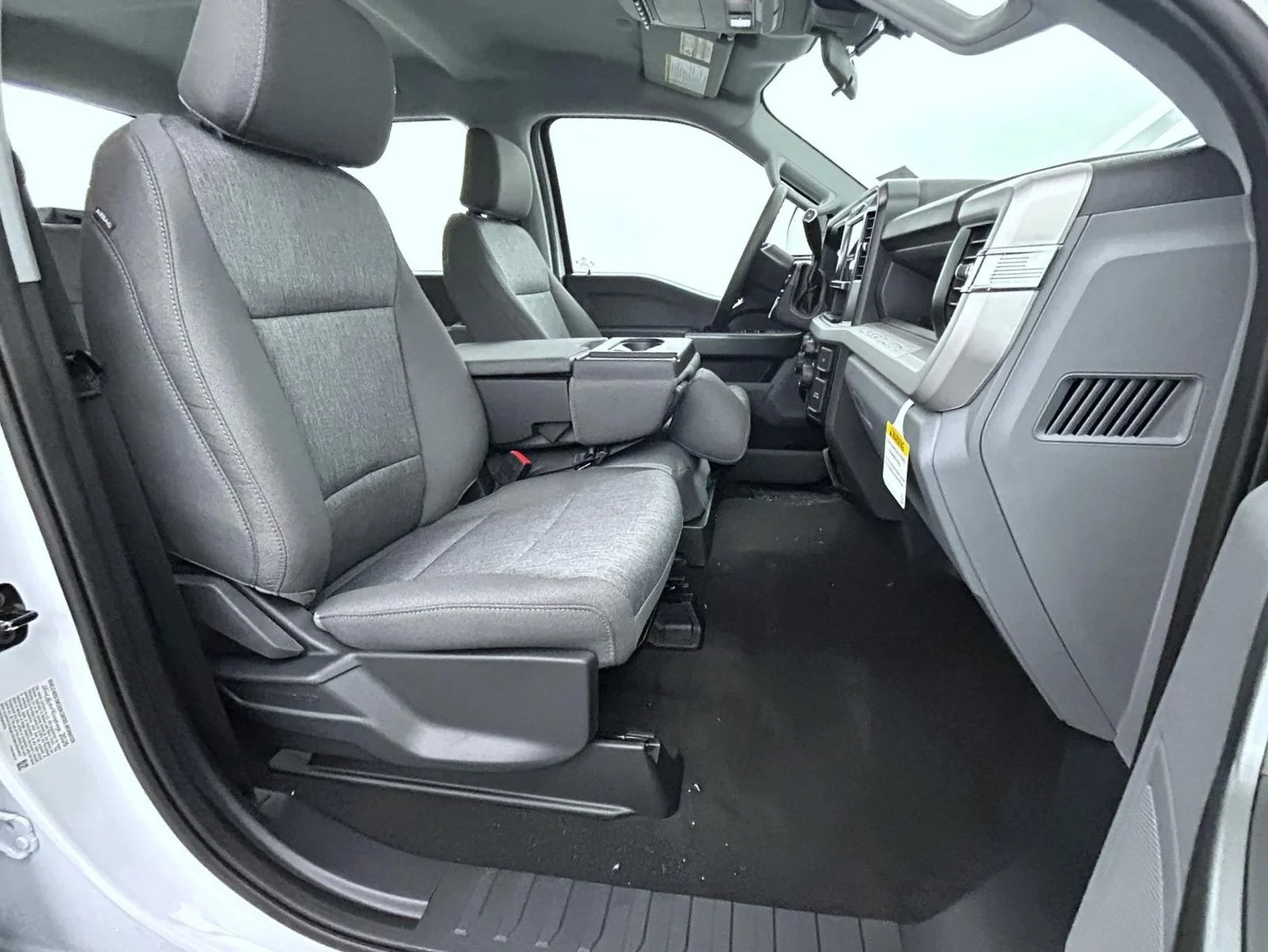 New 2026 White Ford XL image 15