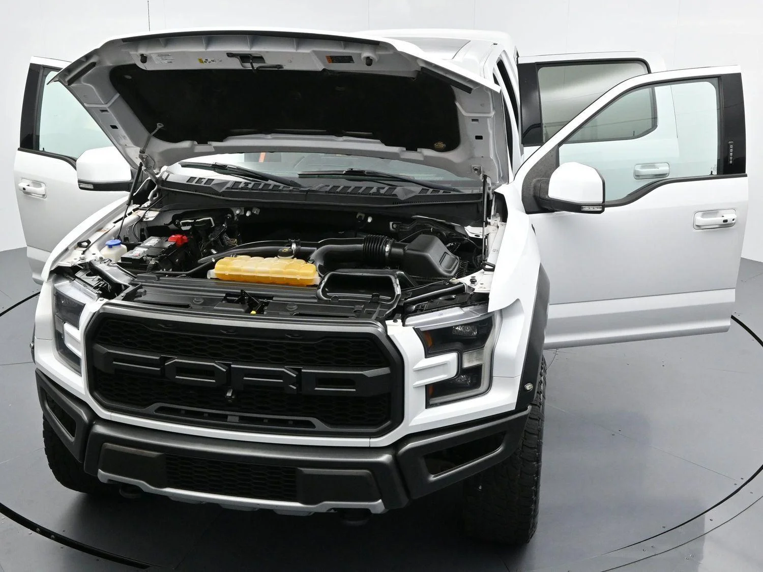 Used 2018 Oxford White Ford Raptor image 51