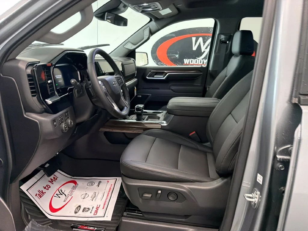 New 2026 Sterling Gray Metallic Chevrolet RST image 9