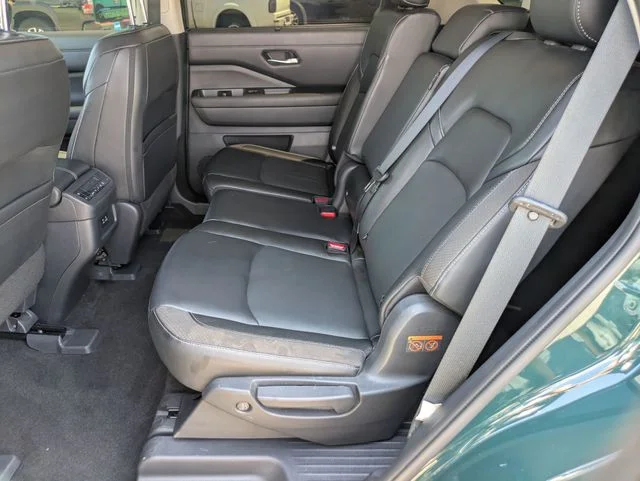 Used 2023 Black Nissan SL image 22