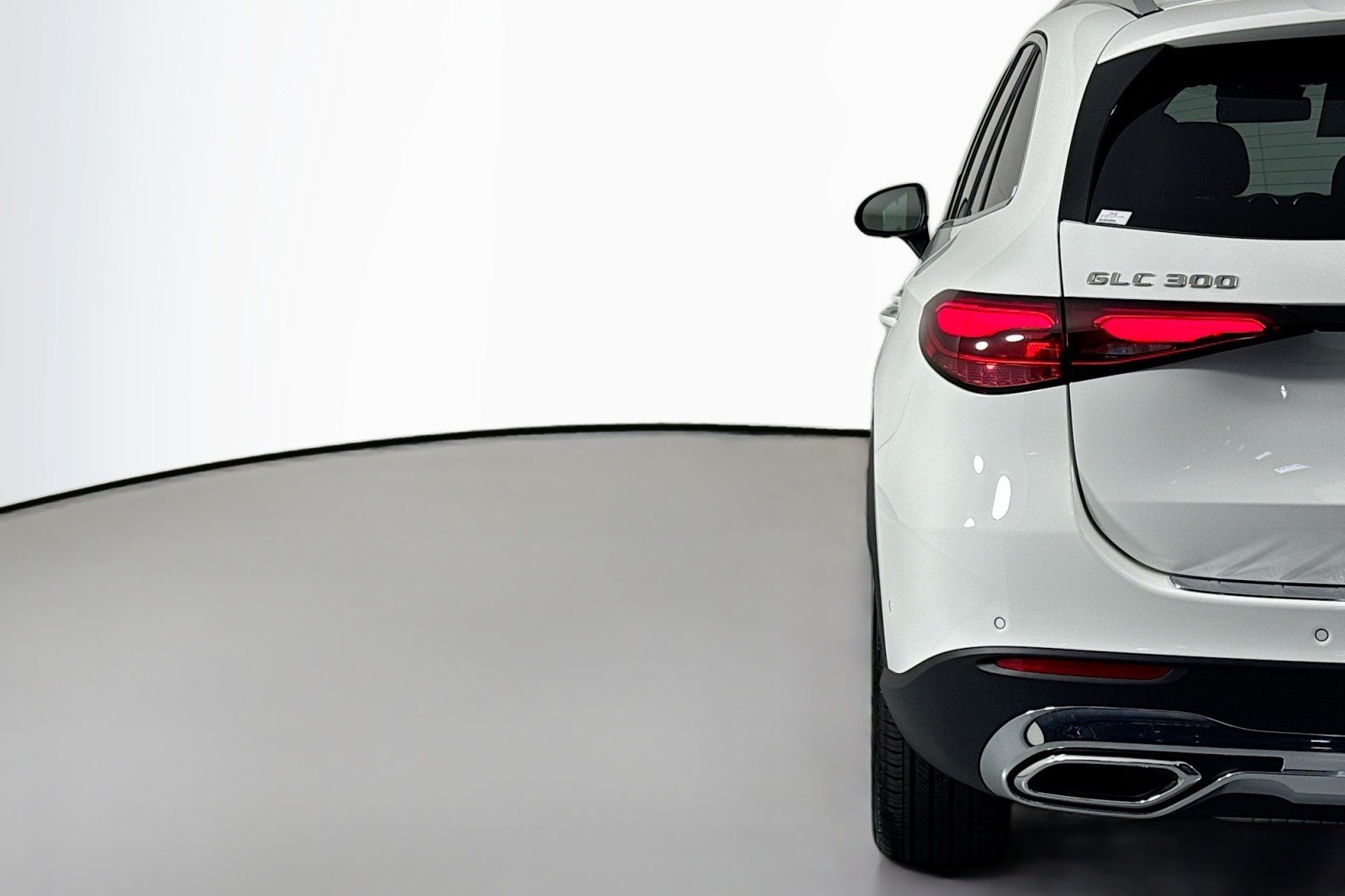 New 2026 Polar White Mercedes-Benz GLC 300 SUV image 14