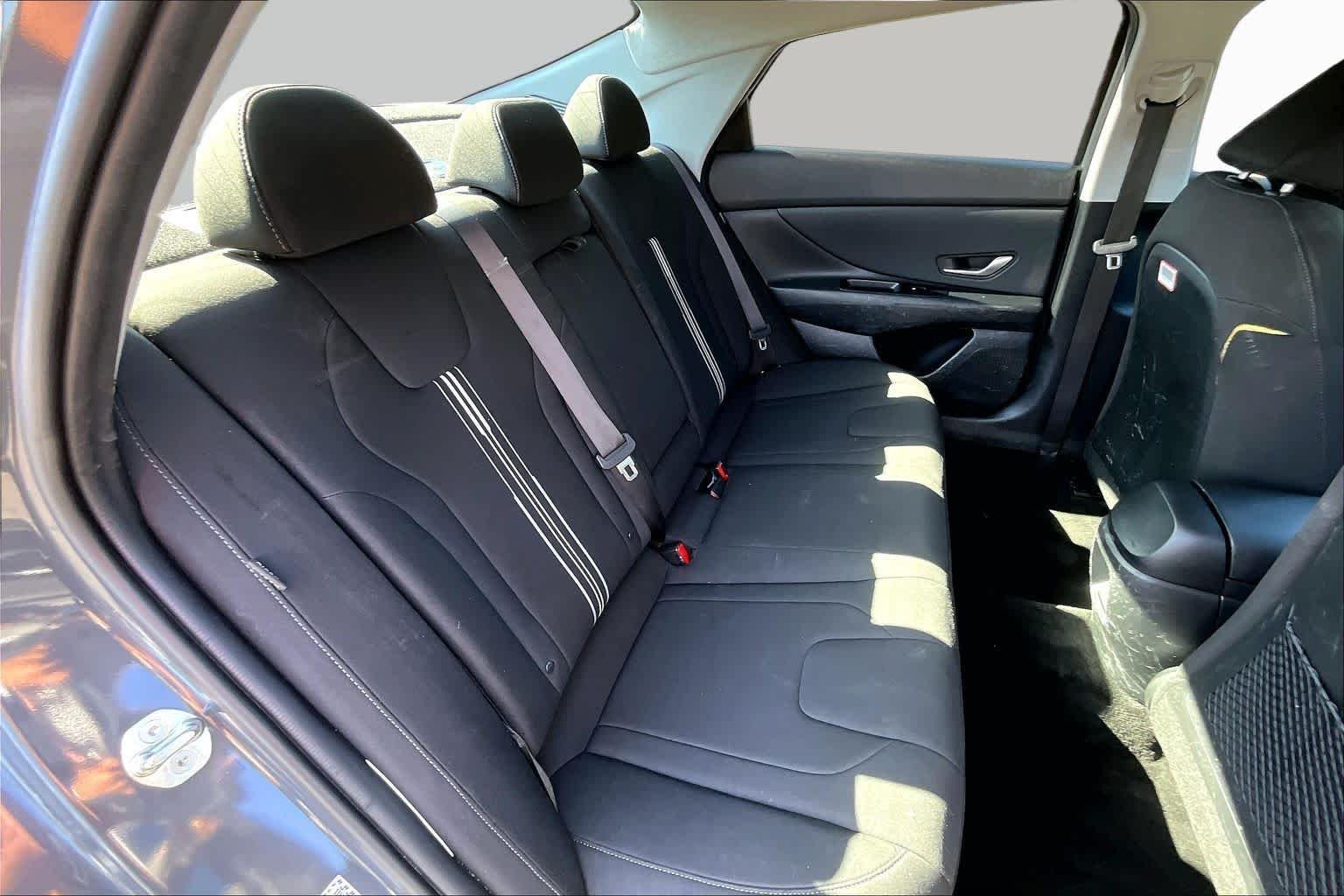 Used 2024 Ecotronic Gray Hyundai SEL image 19