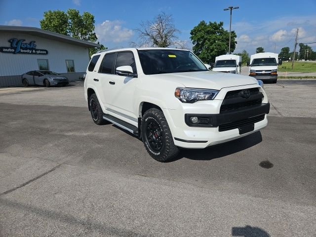 Used 2017 White Toyota  image 4