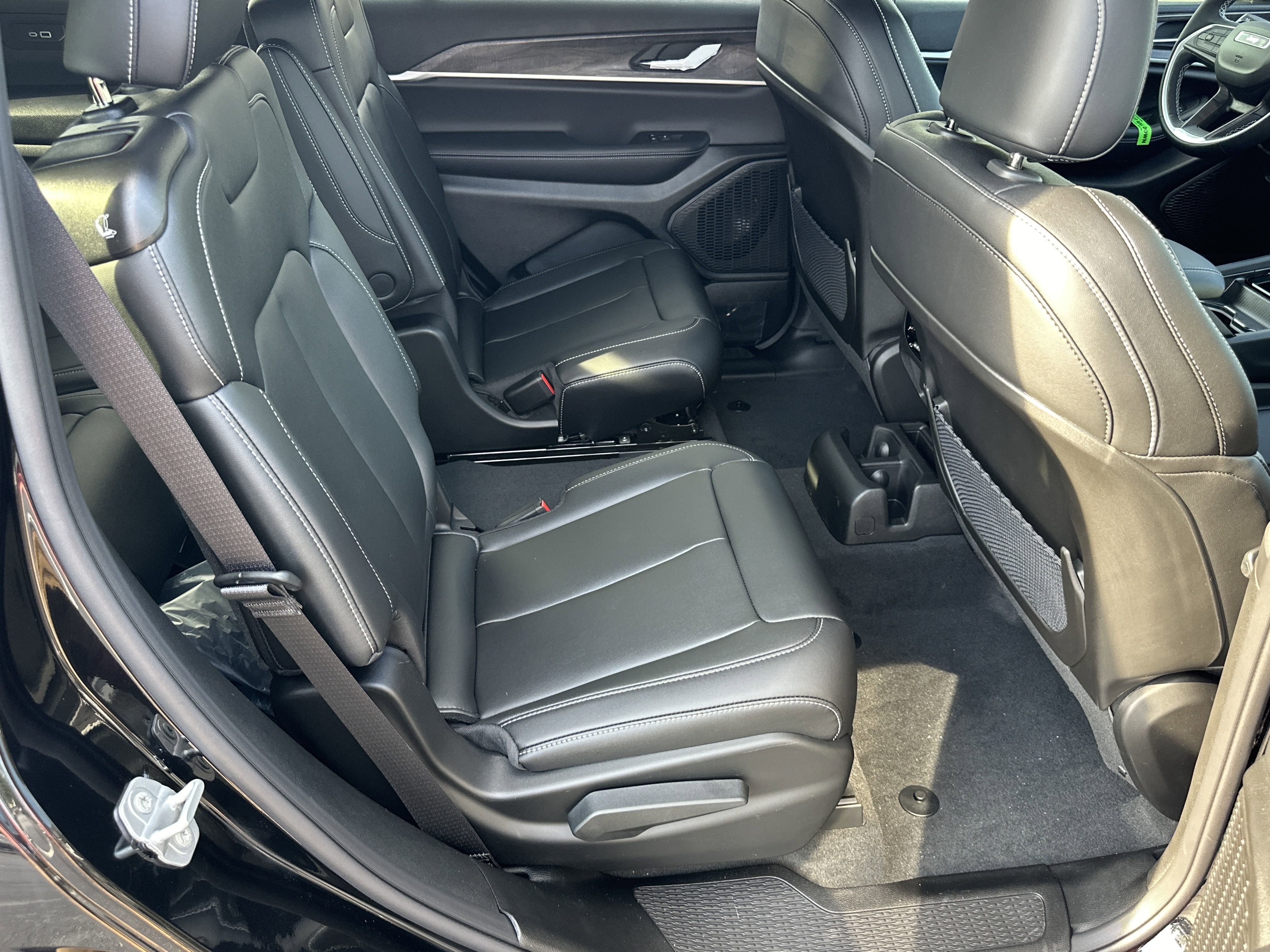 2025 Jeep Grand Cherokee L Limited - Photo 17