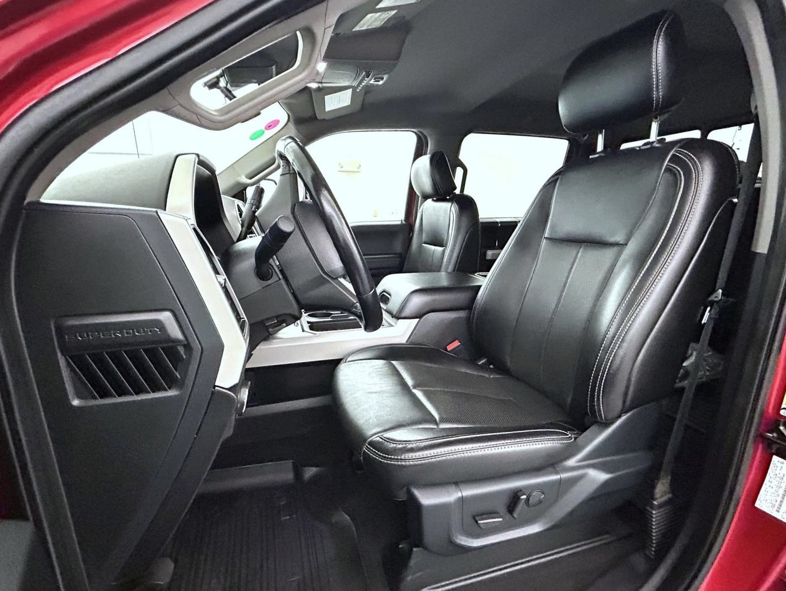 Used 2021 Rapid Red Metallic Tinted Clearcoat Ford Lariat image 10
