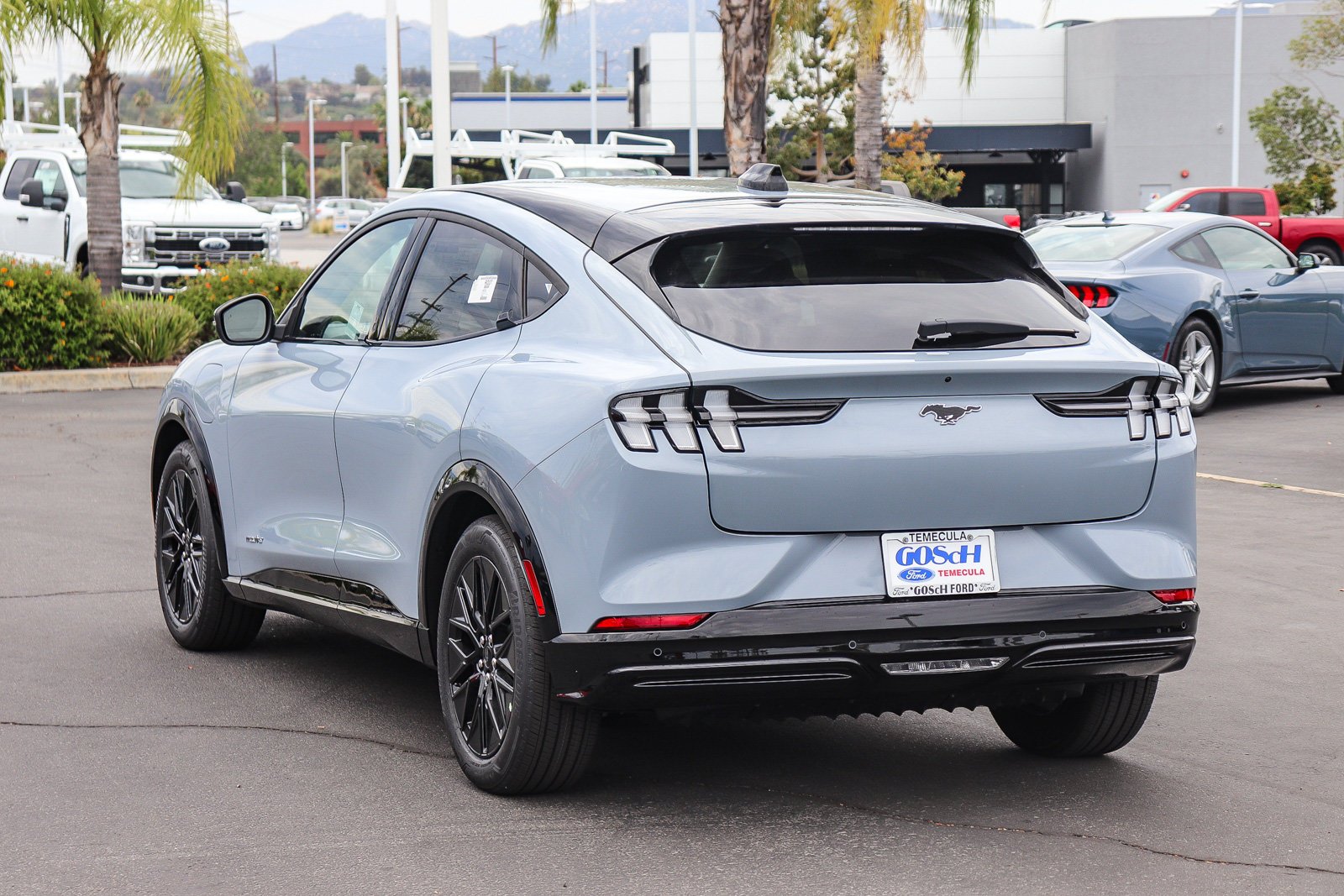New 2026 Glacier Gray Metallic Tri-coat Ford Premium image 7