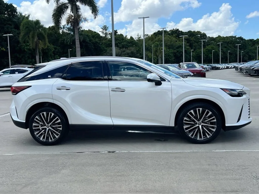 Certified Used 2023 EMINENT WHITE PEARL Lexus 350 Premium Plus image 8