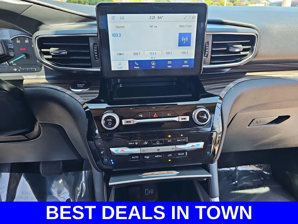 Used 2023 White Ford Limited image 21