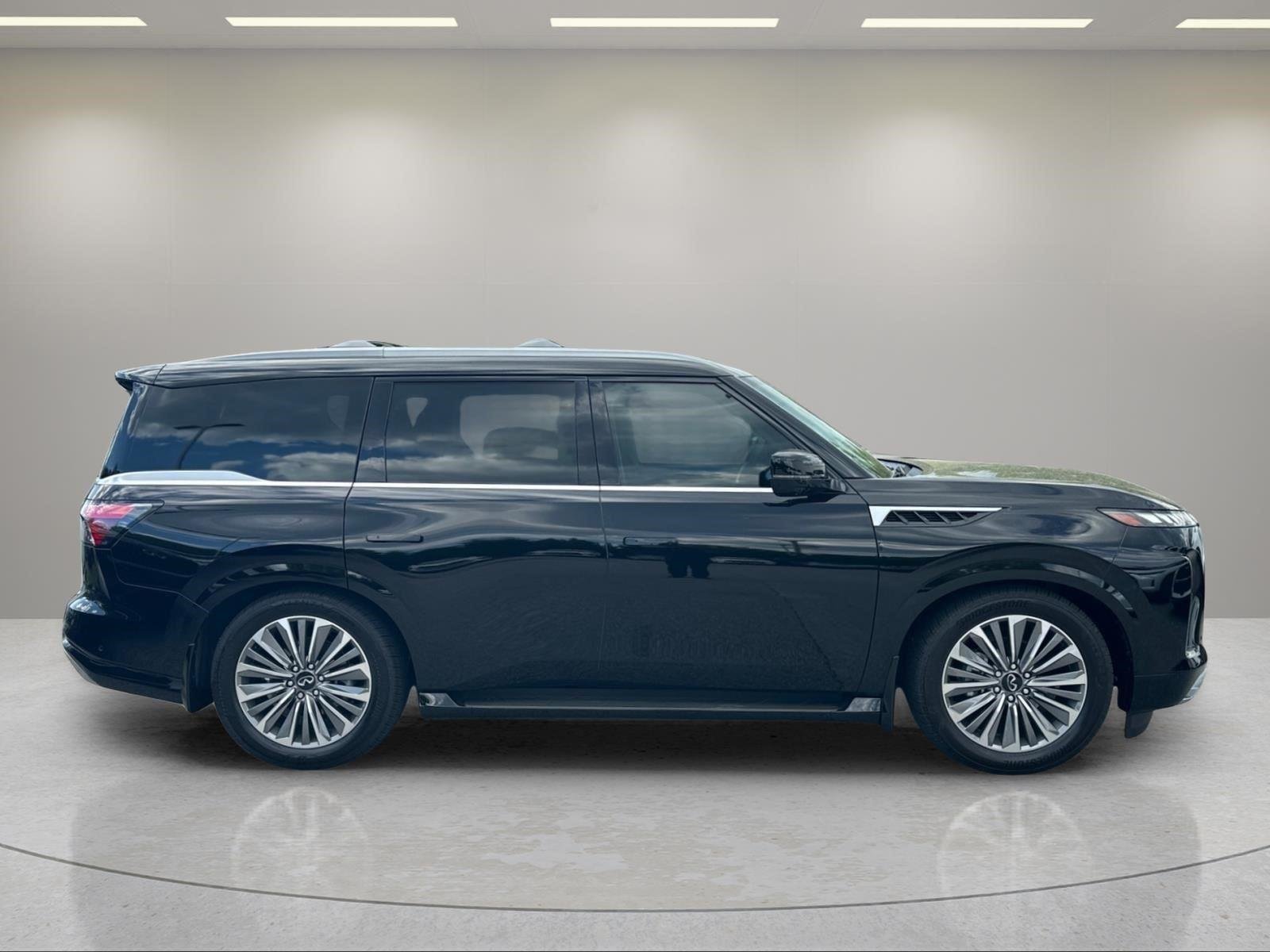 New 2026 BLACK OBSIDIAN INFINITI Luxe 4WD image 8