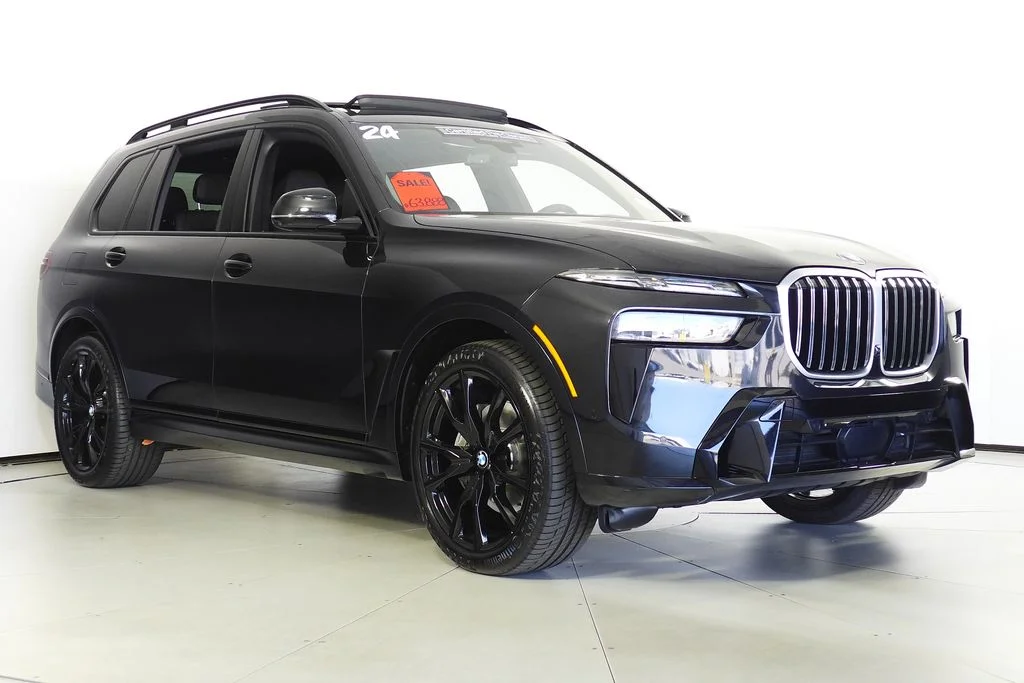 Used 2024 Black BMW xDrive40i image 4