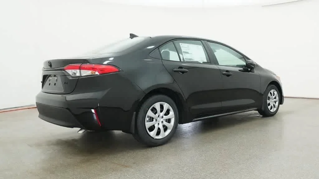 New 2026 Midnight Black Metallic Toyota LE image 25