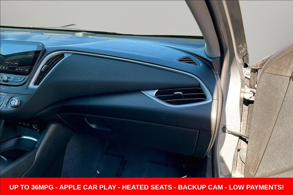 Used 2024 Gray Chevrolet LT image 31