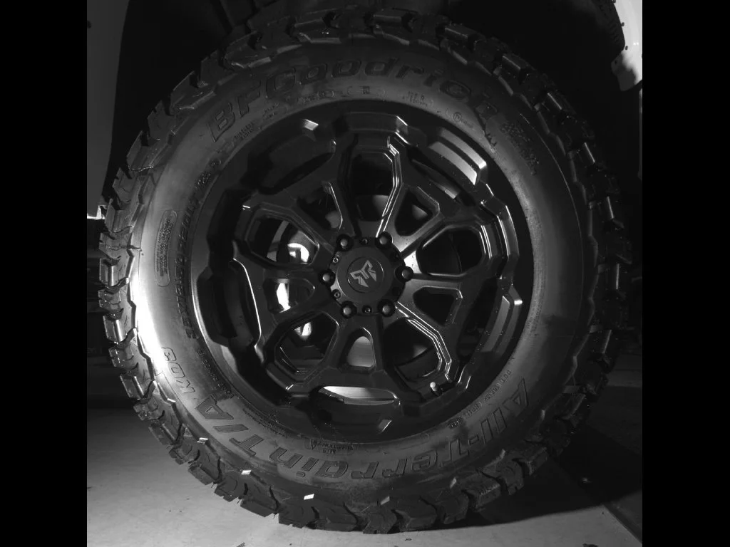 New 2026 White GMC Elevation image 10