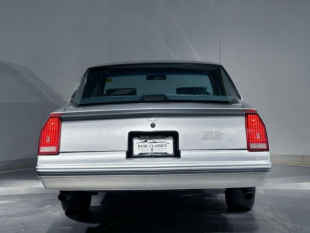 Used 1987 Gray Chevrolet  image 31