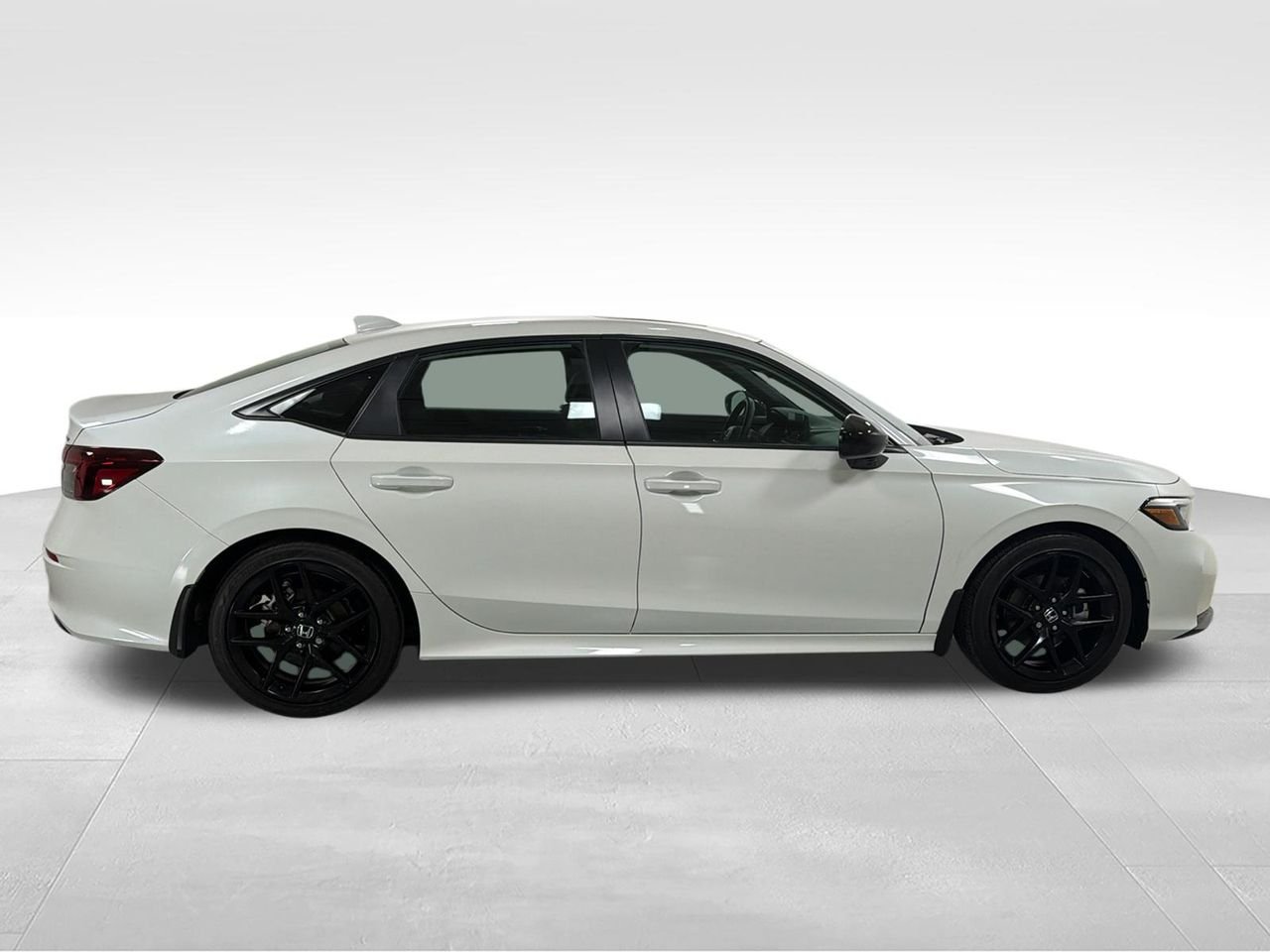 Used 2025 White Honda Sport image 6