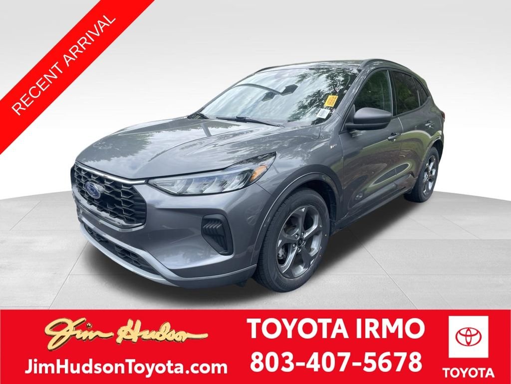 2024 Ford Escape ST-Line FWD's photo