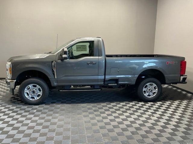 New 2026 Carbonized Gray Metallic Ford F-350® XLT image 6