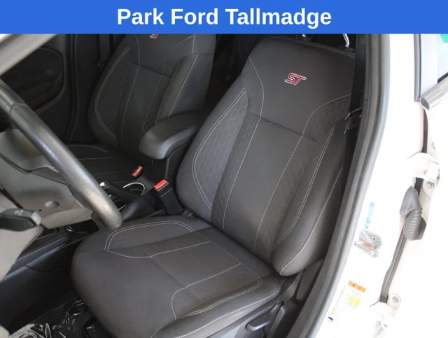 Used 2017 White Platinum Clearcoat Metallic Ford ST image 12