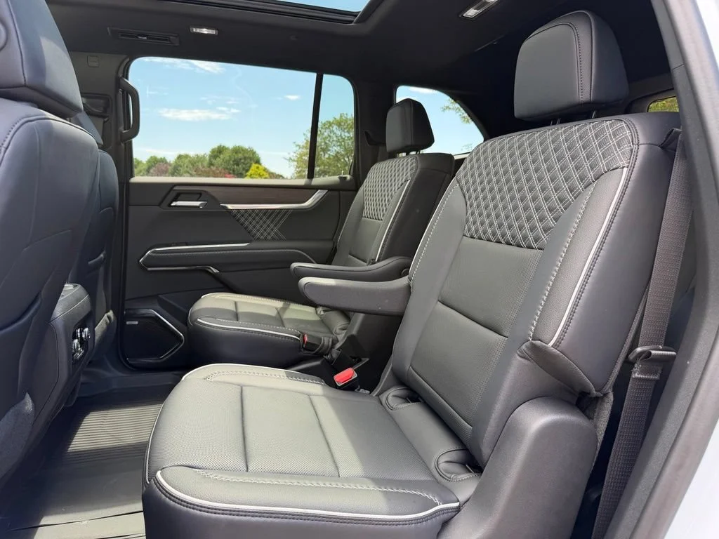 2026 GMC Acadia Denali - Photo 22