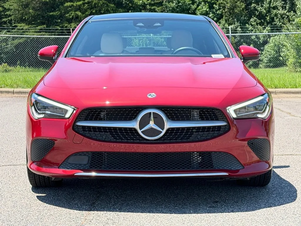 Used 2023 Red Mercedes-Benz 4MATIC® image 33