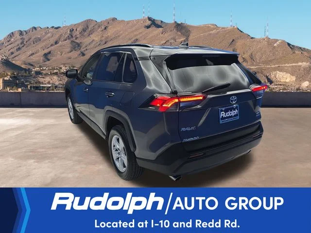 Used 2021 Magnetic Gray Metallic Toyota XLE image 3