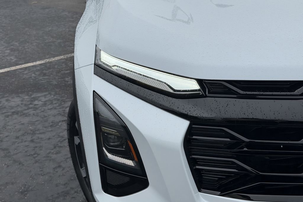 Used 2026 Polar White Tricoat Chevrolet RS image 4