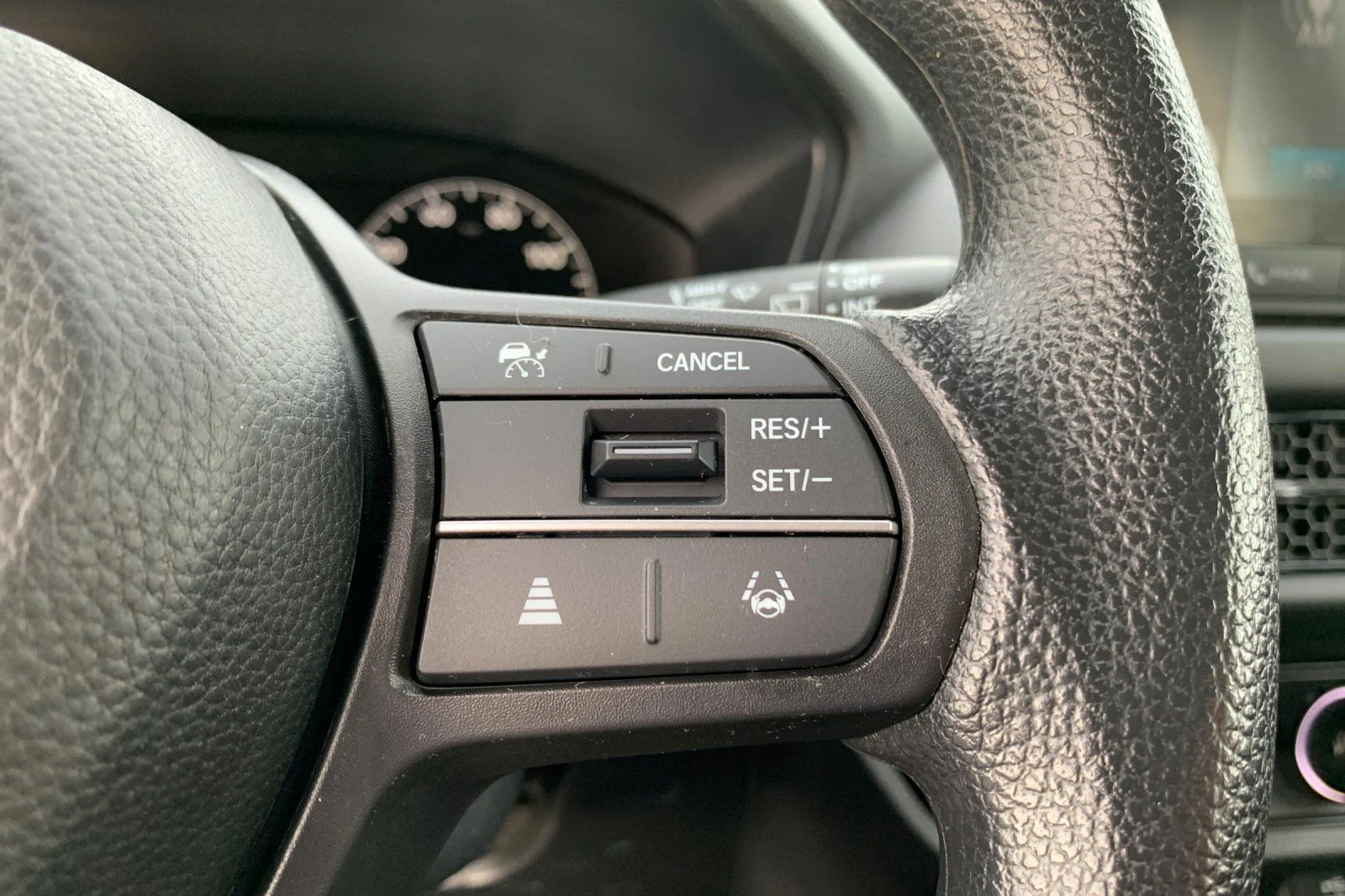 Certified Used 2024 White Honda LX image 30