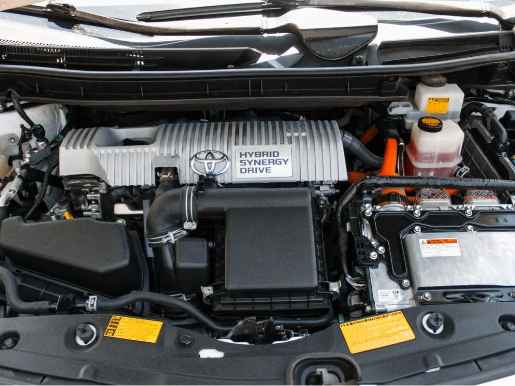 Used 2012 White Toyota One image 26