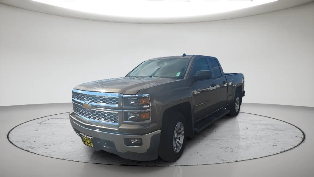 Used 2014 Brown Chevrolet LT image 1
