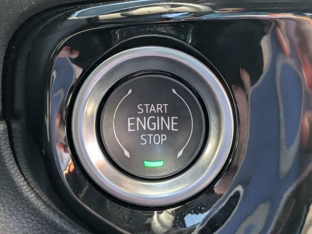 Used 2025 Sterling Metallic GMC SLT image 30