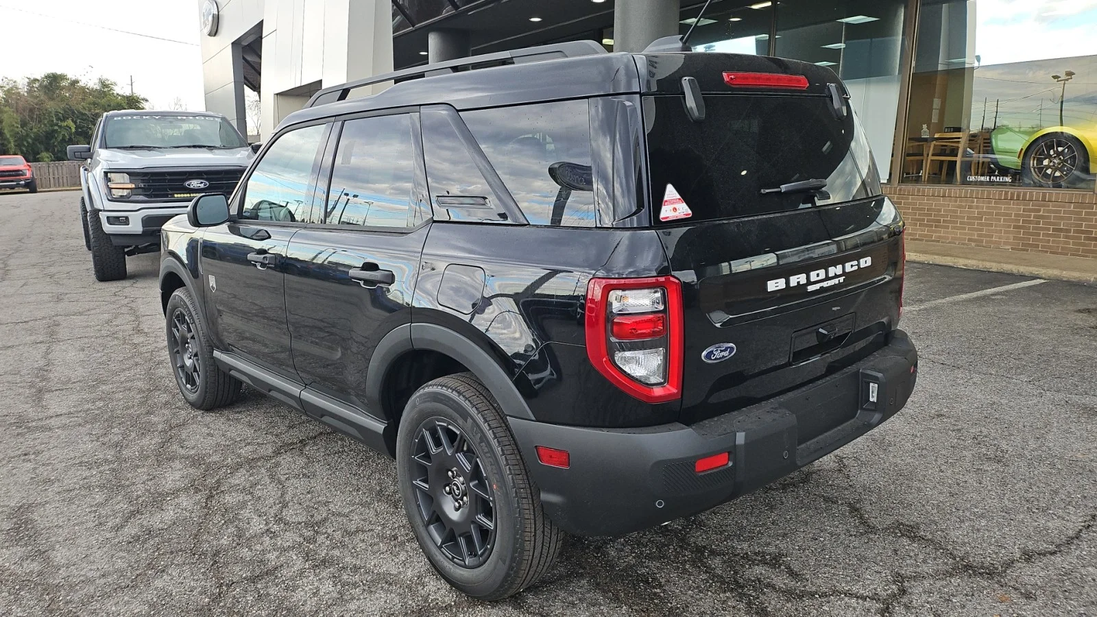 New 2025 Shadow Black Ford Big Bend 4WD image 4