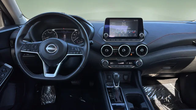Used 2025 Gray Nissan SR image 10