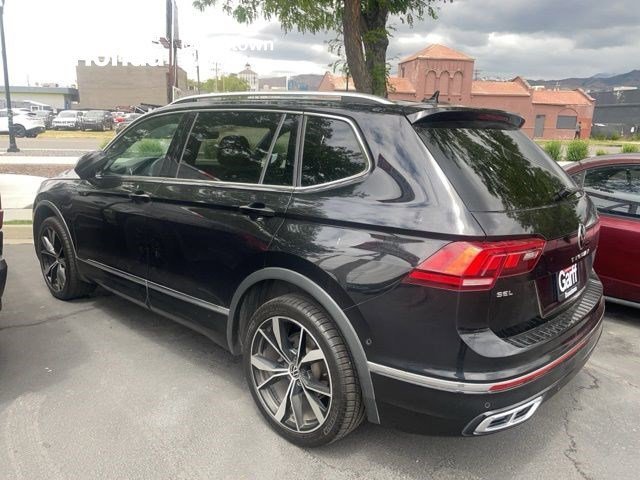 2022 Volkswagen Tiguan 2.0T SEL R-Line 4Motion's photo