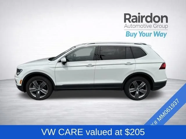 Used 2021 Pure White Volkswagen SE image 4