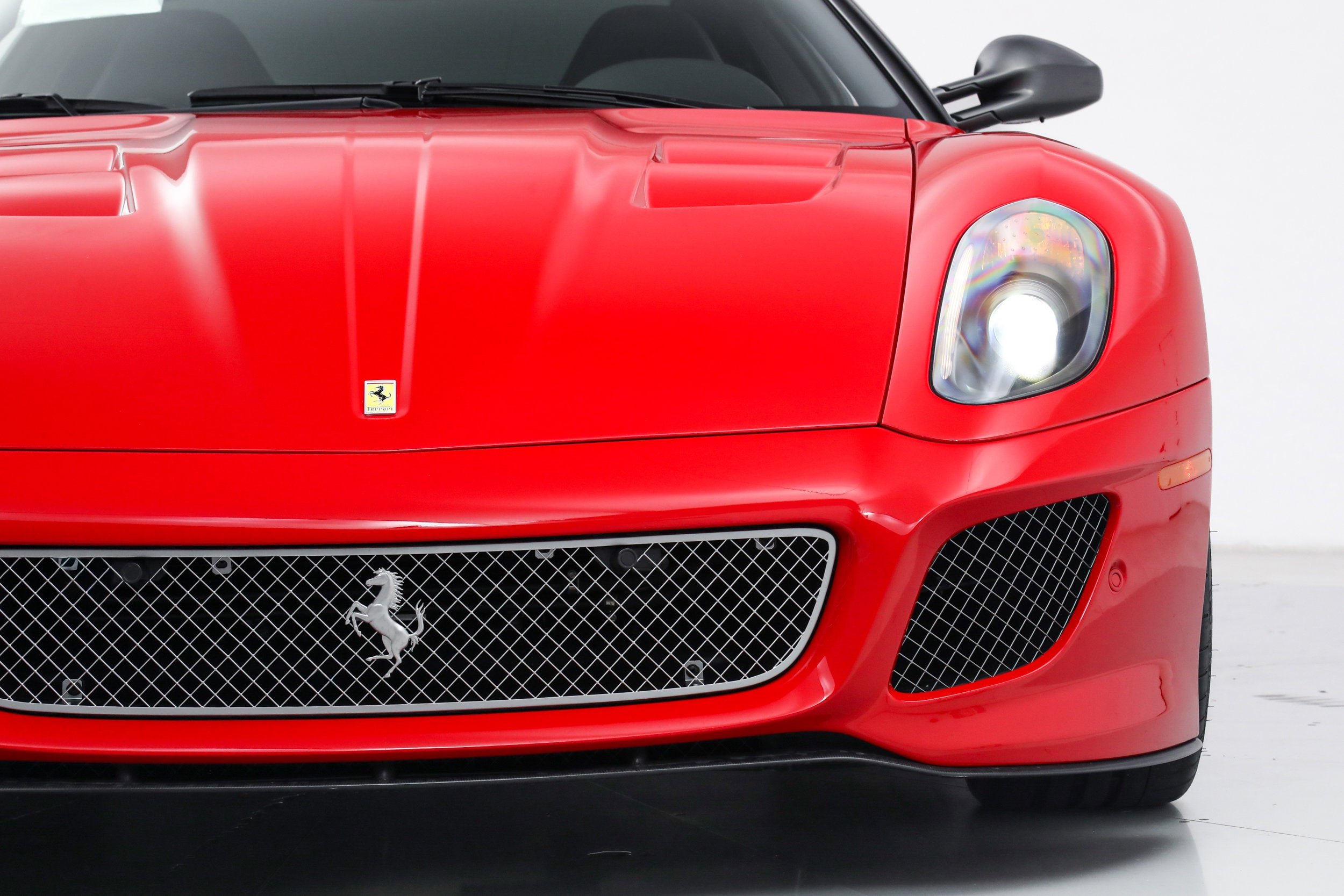 Used 2011 Rosso Corsa Ferrari  image 13