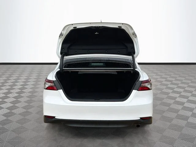 Used 2024 White Toyota LE image 27