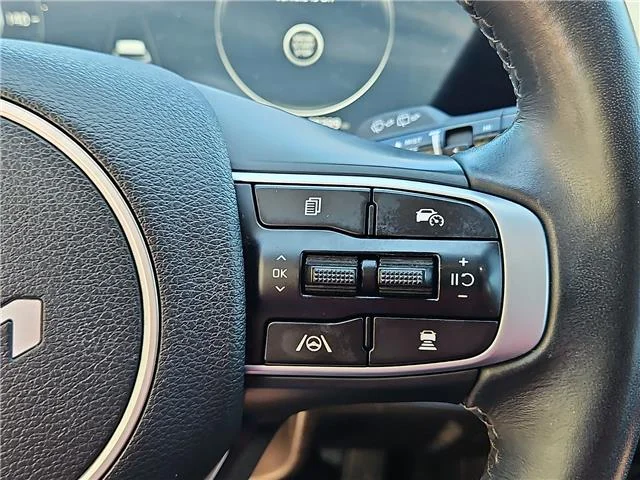 Used 2024 Gray KIA SX-Prestige Front-Wheel Drive image 17