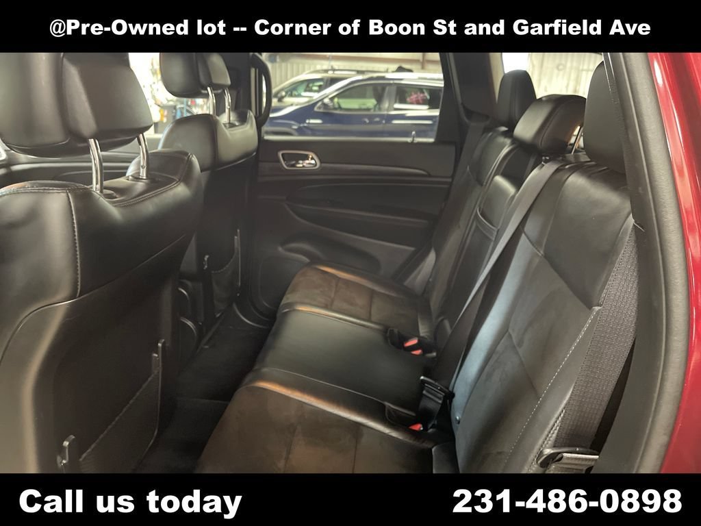 Used 2021  Jeep Laredo X image 27