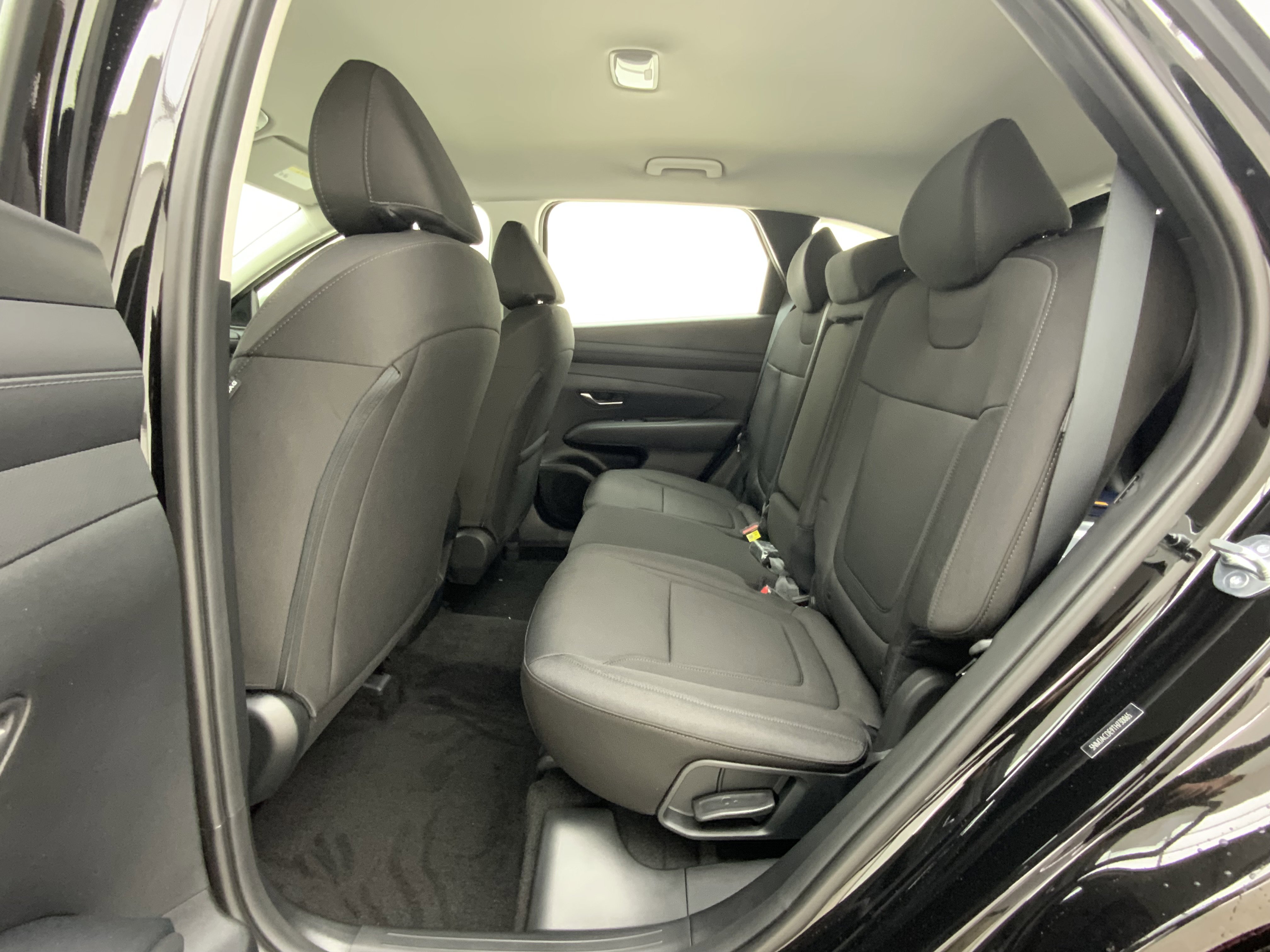 New 2026 Phantom Black Hyundai SE image 13