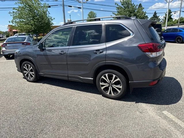 Used 2022 Gray Metallic Subaru Limited image 12