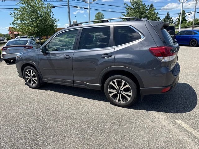 Used 2022 Gray Subaru Limited image 12