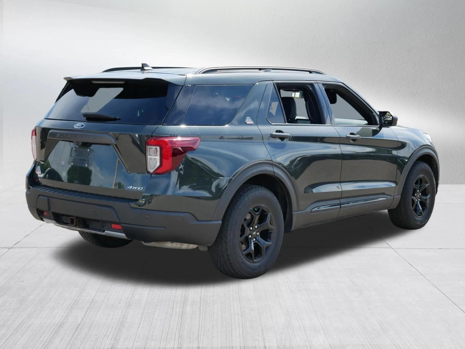 Used 2022 Gray Ford Timberline image 7