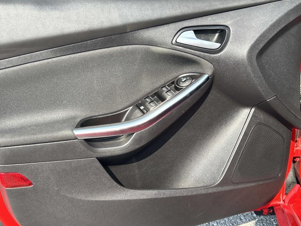 Used 2014 Race Red Ford ST image 22