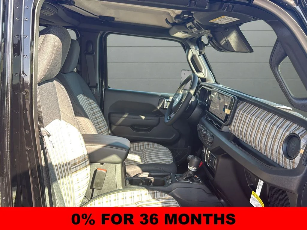 New 2026 Black Clear-Coat Exterior Paint Jeep  image 15